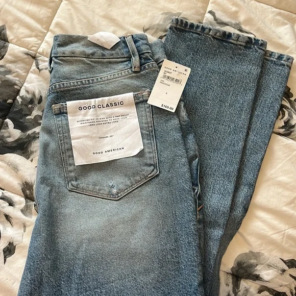 NWT Good American Classic high rise jeans - Picture 3 of 4